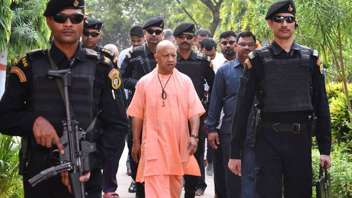 मुख्यमंत्री ने कहा कि मैं एक योगी हूं, मेरे लिए सत्ता नहीं बल्कि पार्टी के मूल्य और सिद्धांत सर्वोपरि हैं.