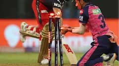 IPL : आयपीएलमधील स्टम्प अन् बेल्स कितीला मिळतात? युवा खेळाडूंना पूर्ण आयपीएल खेळूनही तितके पैसे मिळत नाहीत..