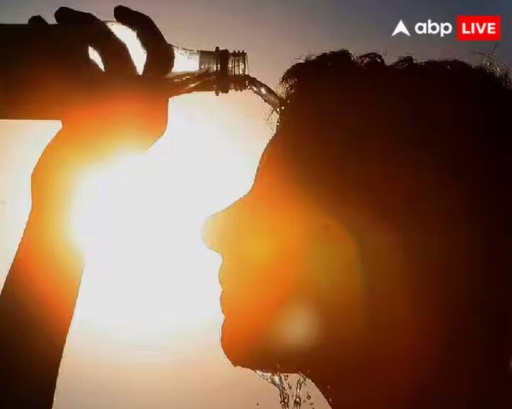 ਰੋਹਿਣੀ ਨਕਸ਼ਤਰ ਨੂੰ ਚੰਦਰਮਾ ਦਾ ਤਾਰਾਮੰਡਲ ਕਿਹਾ ਜਾਂਦਾ ਹੈ। ਜਦੋਂ ਸੂਰਜ ਚੰਦਰਮਾ ਦੇ ਤਾਰਾਮੰਡਲ ਵਿੱਚ ਪ੍ਰਵੇਸ਼ ਕਰਦਾ ਹੈ ਤਾਂ ਚੰਦਰਮਾ ਦਾ ਪ੍ਰਭਾਵ ਘੱਟ ਜਾਂਦਾ ਹੈ। ਇਸ ਦੌਰਾਨ ਸੂਰਜ ਅਤੇ ਧਰਤੀ ਨੇੜੇ ਆ ਜਾਂਦੇ ਹਨ। ਜਿਸ ਕਾਰਨ ਤਾਪਮਾਨ ਵਧਦਾ ਹੈ।