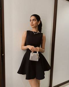 Khushi Kapoor Photos: అక్క జాన్వికపూర్ ని మించిపోతున్న ఖుషి కపూర్ - లుక్ చాలా మారిపోయింది!