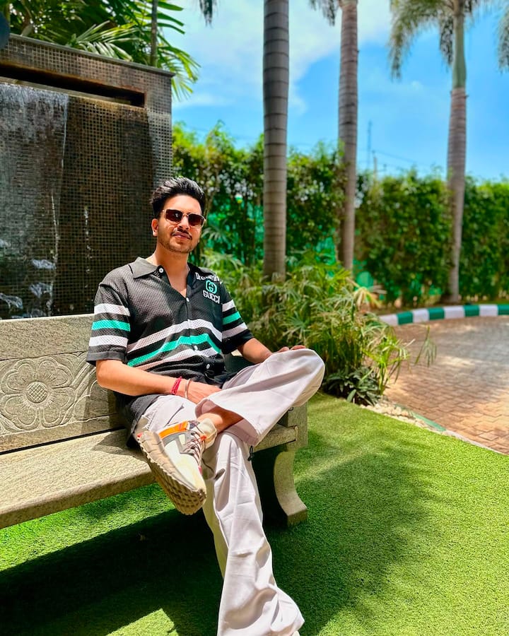 हालांकि शुरुआती दौर में पापा ने मेरे वीडियो बनाने को नापसंद किया था लेकिन मैंने उनसे झूठ बोला कि मैं वीडियो नहीं बनाउंगा. पर मैं लगातार वीडियोज बनाता रहा.