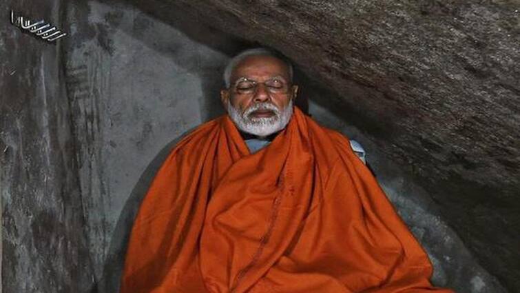 PM Modi Kanyakumari Visit Meditate Day and Night Dhyan Mandapam Vivekananda Rock Memorial PM Modi Kanyakumari Visit: விவேகானந்தர் பாறையில் இரவு பகலாக தியானம்! பிரதமர் மோடி ப்ளான்!