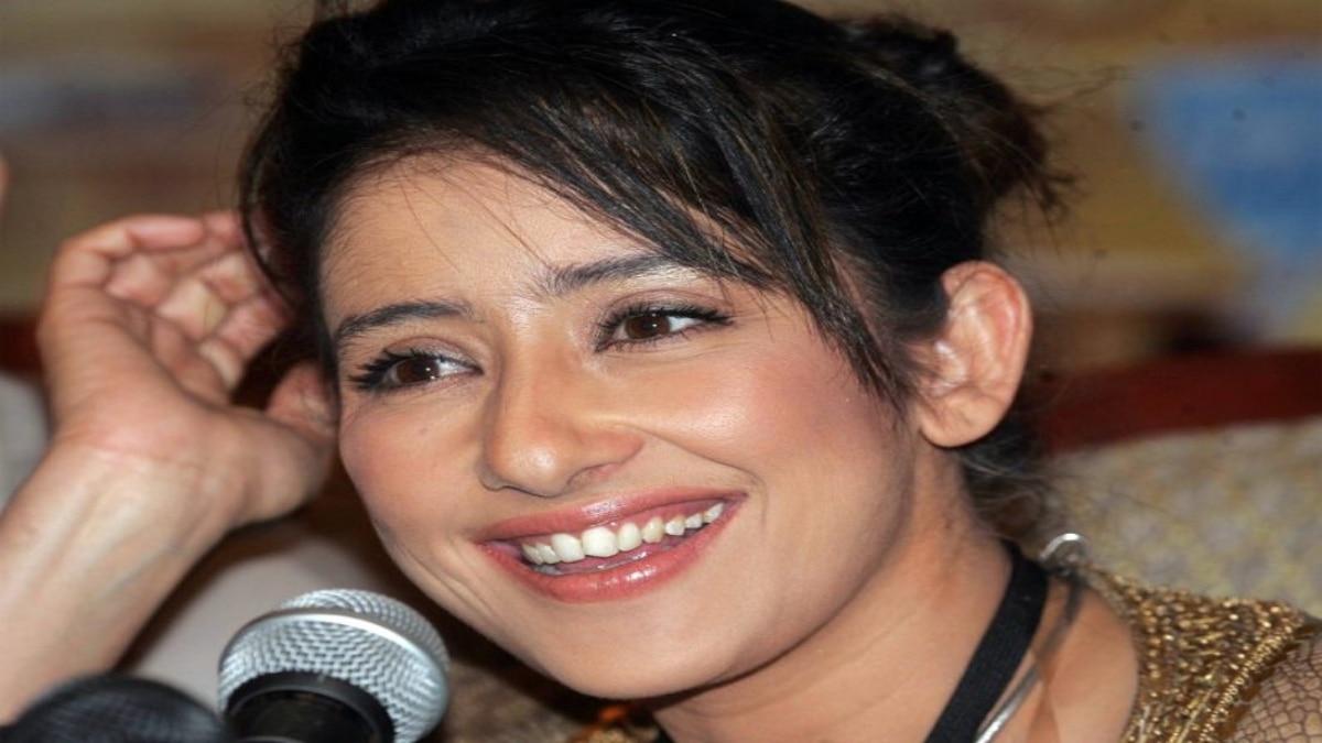 Manisha Koirala: கொஞ்ச காலம் தொலைஞ்சு போகணும்.. கம்பேக் பாராட்டுகளுக்கிடையே மனிஷா கொய்ராலா வேதனை!