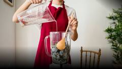 Home Tips: मिक्सर ग्राइंडर के जार में अब नहीं फंसेगा कचरा, चुटकियों में ऐसे साफ करें सारी गंदगी