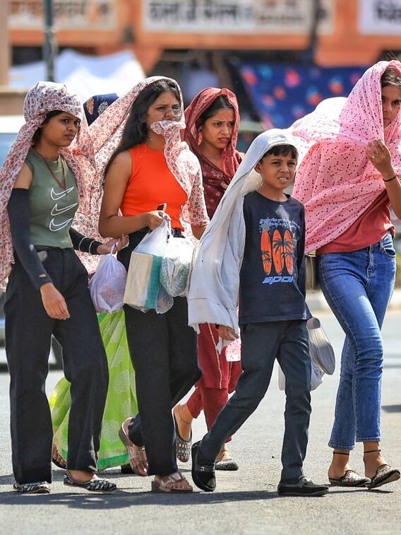 दिल्ली में सोमवार रहा साल का सबसे गर्म दिन, 50 डिग्री के करीब पहुंचा पारा