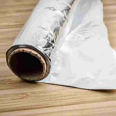 Aluminum Foil  Hacks : ਭੋਜਨ ਪੈਕ ਕਰਨ ਤੋਂ ਇਲਾਵਾ ਰਸੋਈ 'ਚ ਇਨ੍ਹਾਂ ਤਰੀਕਿਆਂ ਨਾਲ ਕਰੋ ਐਲੂਮੀਨੀਅਮ ਫੋਇਲ ਦੀ ਵਰਤੋਂ