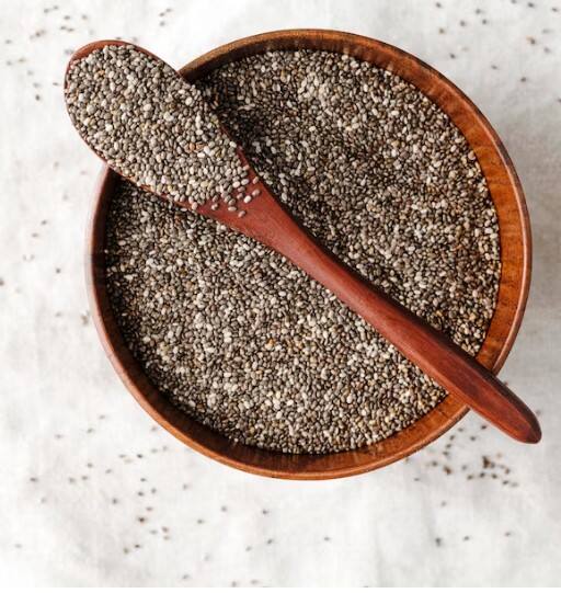 ਕੈਲਸ਼ੀਅਮ ਦੀ ਕਮੀ ਨੂੰ ਦੂਰ ਕਰਨ ਲਈ ਜ਼ਿਆਦਾਤਰ ਲੋਕ ਡੇਅਰੀ ਉਤਪਾਦਾਂ ਦੀ ਵਰਤੋਂ ਕਰਦੇ ਹਨ। ਪਰ ਅੱਜ ਤੁਹਾਨੂੰ 2 ਅਜਿਹੇ ਬੀਜਾਂ ਬਾਰੇ ਦੱਸ ਰਹੇ ਹਾਂ ਜੋ ਸਰੀਰ ਵਿੱਚ ਕੈਲਸ਼ੀਅਮ ਦੀ ਕਮੀ ਨੂੰ ਪੂਰਾ ਕਰ ਸਕਦੇ ਹਨ।