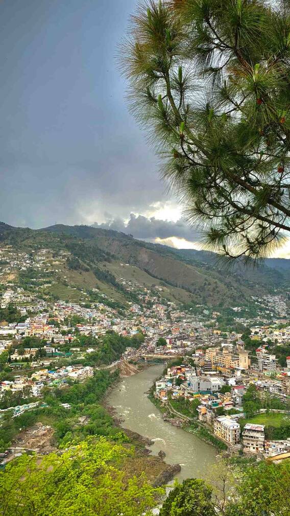 सेनेगल में किस धर्म के कितने लोग रहते हैं