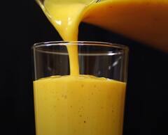 Mango Lassi : சுவையான மாம்பழ லஸ்ஸி.. எளிதில் செய்து அசத்துங்க!