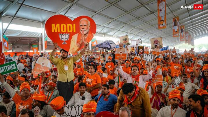 यूट्यूब चैनल 'न्यूज तक' से बातचीत में पॉलिटिकल एनालिस्ट बोले कि अलग-अलग राज्यों में छोटी-छोटी तरंगें (बीजेपी और पीएम के नाम की) जरूर हैं.