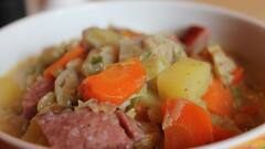 Vegetable Kurma: தோசை, சப்பாத்திக்கு இந்த சைடிஷ் செய்து அசத்துங்க - ரெசிபி இதோ!