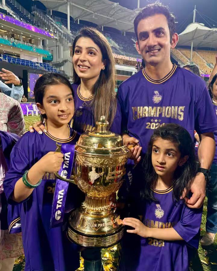 गंभीरला मैदानात क्रिकेटर आणि मेंटॉर म्हणून जवळपास सगळेच ओळखतात, पण मैदानाबाहेर त्याला फार कमी लोक ओळखतात. गंभीरची प्रेमकहाणी देखील खूप मनोरंजक आहे.(image credit-social media)