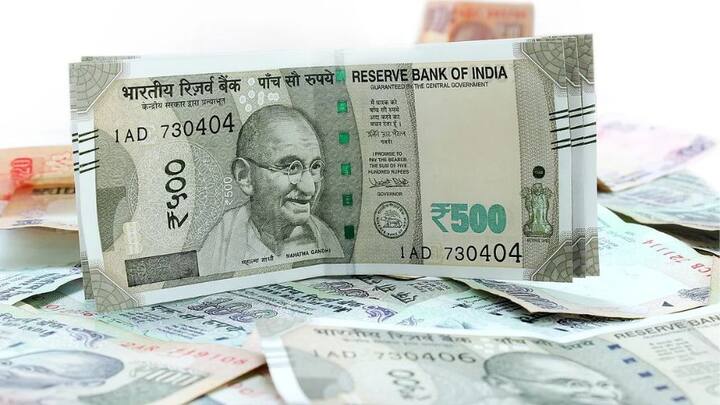 নতুন রেজিস্ট্রেশনের সময় নাম, মোবাইল নম্বর, ইমেল আইডি দিতে হয়। ওটিপি জেনারেট হলে, সেই ওটিপি বসিয়ে রেজিস্টার করতে হয়। ছবি- পিক্সাবে