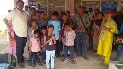 Two flights cancelled at Salem airport - passengers furious Flight Cancelled: சேலம் விமான நிலையத்தில் இரண்டு விமான சேவைகள் ரத்து - பயணிகள் ஆவேசம்!