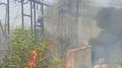 मेरठ में 220 KV ट्रांसमिशन में लगी भीषण आग, काफी मशक्कत के बाद पाया गया काबू, बड़ा हादसा टला