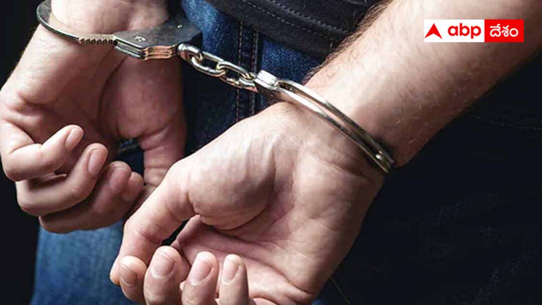 TTD employee Srilakshmi to commit a murder due to a quarrel in the apartment Tirupati Crime News : ఎదురింటి వ్యక్తిని లేపేయబోయిన టీటీడీ ఉద్యోగి దంపతులు - తిరుపతిలో కలకలం