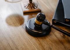 Basic Indian Laws : இந்தியர்கள் அனைவரும் தெரிந்து கொள்ள வேண்டிய அடிப்படை சட்டங்கள்!