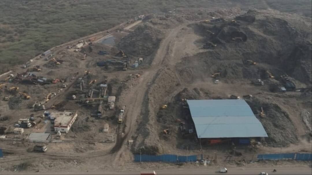 Gurugram News: गुरुग्राम के बंधवाड़ी कचरा प्रबंधन प्लांट में तेजी से चल रहा काम, 25.57 मीट्रिक टन कचरा किया प्रोसेस Bandhwadi Waste Management Plant Gurugram 25.57 metric tons of garbage processed ann Gurugram News: गुरुग्राम के बंधवाड़ी कचरा प्रबंधन प्लांट में तेजी से चल रहा काम, 25.57 मीट्रिक टन कचरा किया प्रोसेस