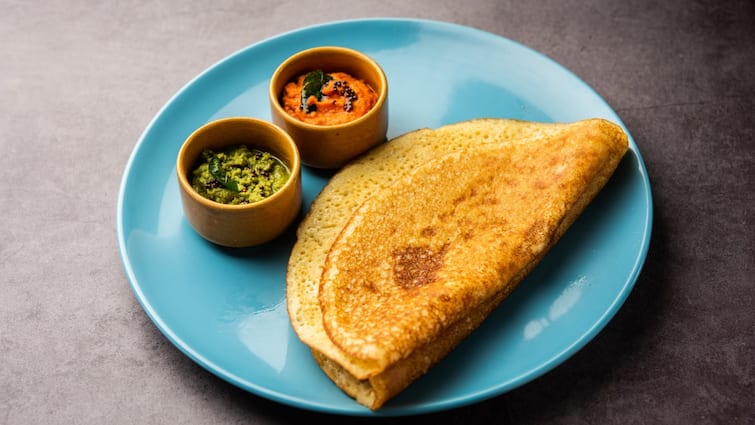 tasty instant dosa without dosa batter with tasty chutney Here is the full recipe with the ingredients  Tasty Dosa Recipe : దోశ పిండి లేకుండా టేస్టీ దోశలు ఇలా సింపుల్​గా చేసేయండి.. చట్నీ కాంబినేషన్ ఇది అయితే పర్​ఫెక్ట్