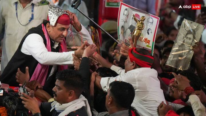 अखिलेश यादव के अनुसार,