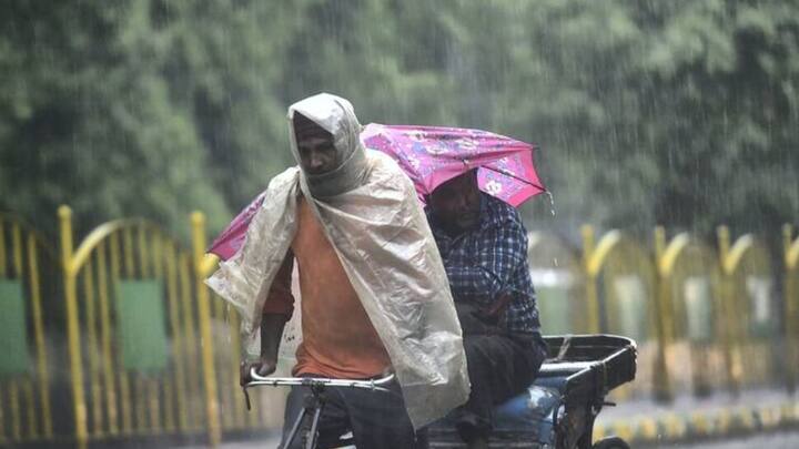 अरब सागर से 30 मई से चलने वाली हवा के असर से अगले दो-तीन दिनों में दिल्ली, पंजाब एवं हरियाणा में भी वर्षा होगी, जिससे अगले कुछ दिनों तक तापमान में गिरावट देखी जाएगी.हालांकि, बहुत ज्यादा राहत की उम्मीद नहीं है. जब तक झमाझम बारिश नहीं होगी, तब तक तापमान में उतार-चढ़ाव जारी रह सकता है.