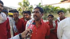 राजनीतिक पार्टियों पर भड़के गोरखपुर रेलवे स्टेशन के कुली, उनका फूटा दर्द, कर दिया ऐलान