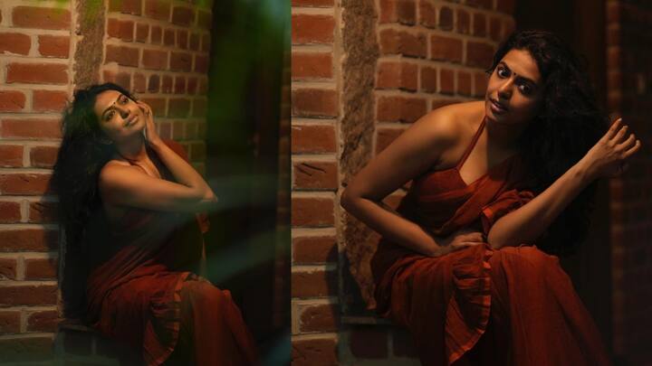 Shivani Rajashekar Beautiful Photos in Saree : తెలుగు హీరోయిన్ శివానీ రాజశేఖర్ తన లేటెస్ట్ ఫోటోలను ఇన్​స్టాలో షేర్ చేసింది. మేకప్​ లేకుండా ఈ ఫోటోషూట్ చేసింది బ్యూటీ.