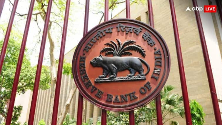 RBI imposes restrictions on ECL Finance and Edelweiss ARC says these companies were not following many rules RBI: आरबीआई ने Edelweiss पर की बड़ी कार्रवाई, ग्रुप की 2 कंपनियों पर गिरी गाज