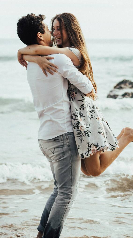 प्रेमात यशस्वी होण्यासाठी काय करायला हवं चाणक्य सांगतात!