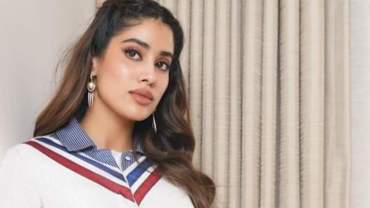 Janhvi Kapoor Heaps Praises On Laapataa Ladies, 12th Fail: 'I Became More Empathetic...' janhvi kapoor movie recommendation Janhvi Kapoor Heaps Praises On Laapataa Ladies, 12th Fail: 'I Became More Empathetic...'