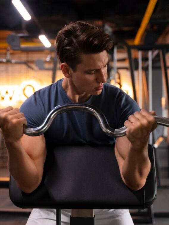 गर्मी में जिम में ज्यादा पसीना बहाना भारी ना पड़ जाए!