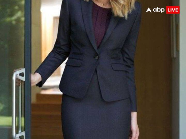 काले और नीले रंग के कपड़े रोज पहनने से आपके जीवन पर बुरा असर पड़ता है, साथ ही आपकी तरक्की में भी बाधा आती है. पापी ग्रह राहु का रंग वैसे तो नीला है लेकिन कहीं-कहीं काला भी होता है. इसीलिए लगाकर या हर रोज इस रंग के कपड़े ना पहनें.काला और नीला रंग तीव्र ऊर्जा वाला माना गया है, जो अक्सर काम को खराब करता है.