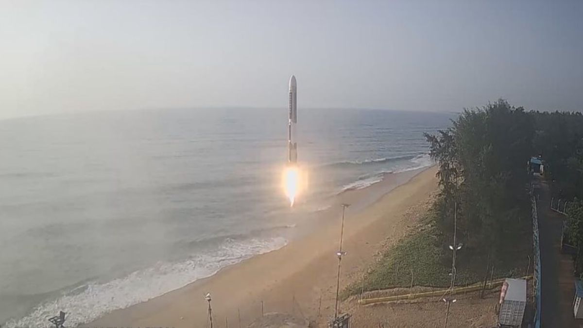 ISRO - AGNIBAAN: விண்ணில் சீறிப்பாய்ந்த அக்னிபான் ராக்கெட்.. சிறப்பம்சங்கள் என்ன?