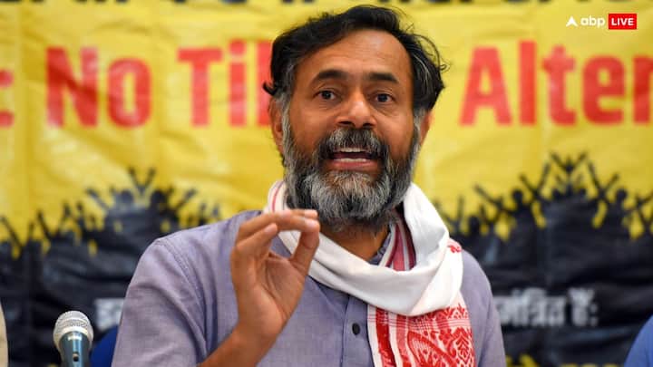 योगेंद्र यादव ने बताया, 