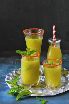Summer Cooling Drinks: ਗਰਮੀਆਂ 'ਚ ਕੋਲਡ ਡਰਿੰਕਸ ਦੀ ਬਜਾਏ ਇਨ੍ਹਾਂ ਫਲਾਂ ਦੇ ਜੂਸ ਪੀਓ, ਤੁਹਾਨੂੰ ਅੰਦਰੋਂ ਠੰਡਕ ਮਹਿਸੂਸ ਹੋਵੇਗੀ।