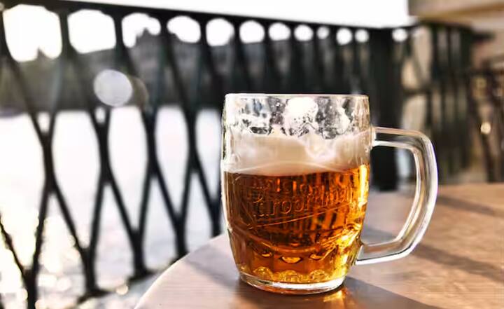 ਕੰਪਨੀ ਦਾ ਕਹਿਣਾ ਹੈ ਕਿ ਉਨ੍ਹਾਂ ਨੇ ਪਹਿਲਾਂ ਇਸ ਪਾਣੀ ਨੂੰ ਪੂਰੀ ਤਰ੍ਹਾਂ ਸਾਫ਼ ਕੀਤਾ ਅਤੇ ਫਿਰ ਇਸ ਦੀ ਵਰਤੋਂ ਬੀਅਰ ਬਣਾਉਣ ਲਈ ਕੀਤੀ। ਕੰਪਨੀ ਦਾ ਕਹਿਣਾ ਹੈ ਕਿ ਤੁਹਾਨੂੰ ਬੀਅਰ ਵਿੱਚ ਸੀਵਰੇਜ ਟ੍ਰੀਟਮੈਂਟ ਪਲਾਂਟ ਦਾ ਕੋਈ ਨਾਮੋਂਨਿਸ਼ਾਨ ਮੌਜੂਦ ਨਹੀਂ ਹੁੰਦਾ।