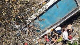 Jammu Kashmir Accident: 150 அடி பள்ளத்தில் பேருந்து கவிழ்ந்து விபத்து: 21 பேர் பலி - ஜம்மு காஷ்மீரில் சோகம்