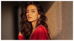 Pratibha Ranta Looks Refreshing In A Maroon Suit - See Pics