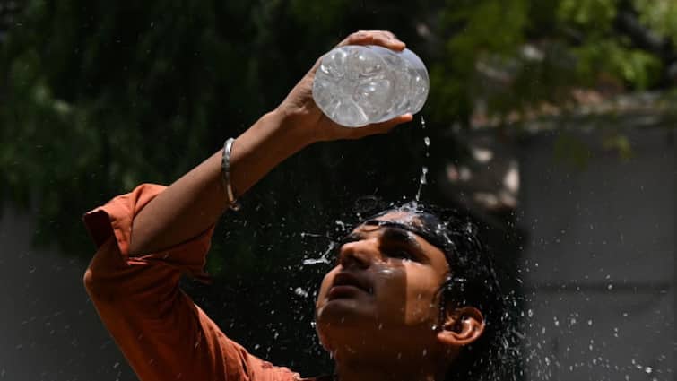 Mungeshpur Grabs Attention Amid Record-Breaking Heatwave In Delhi All You Need To Know About Haryana Border Village How Mungeshpur Became India's Hottest Place? All You Need To Know About Delhi's 'Boiling' Neighbourhood