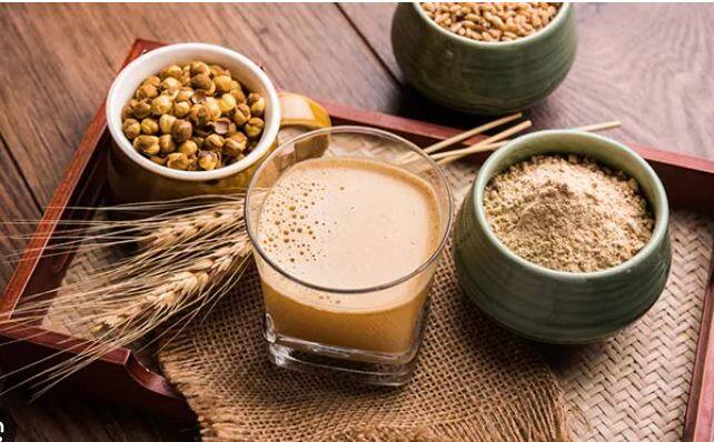 ਡਾਇਬਟੀਜ਼ ਦੇ ਮਰੀਜ਼ਾਂ ਨੂੰ ਅਕਸਰ ਜ਼ਿਆਦਾ ਭਾਰ ਵਧਣ ਦੀ ਸਮੱਸਿਆ ਦਾ ਸਾਹਮਣਾ ਕਰਨਾ ਪੈਂਦਾ ਹੈ। ਅਜਿਹੇ 'ਚ ਸੱਤੂ ਪੀਣ ਨਾਲ ਕਈ ਫਾਇਦੇ ਹੁੰਦੇ ਹਨ। ਇਸ ਨੂੰ ਪੀਣ ਨਾਲ ਮੈਟਾਬੋਲਿਜ਼ਮ ਮਜ਼ਬੂਤ ​​ਹੁੰਦਾ ਹੈ।