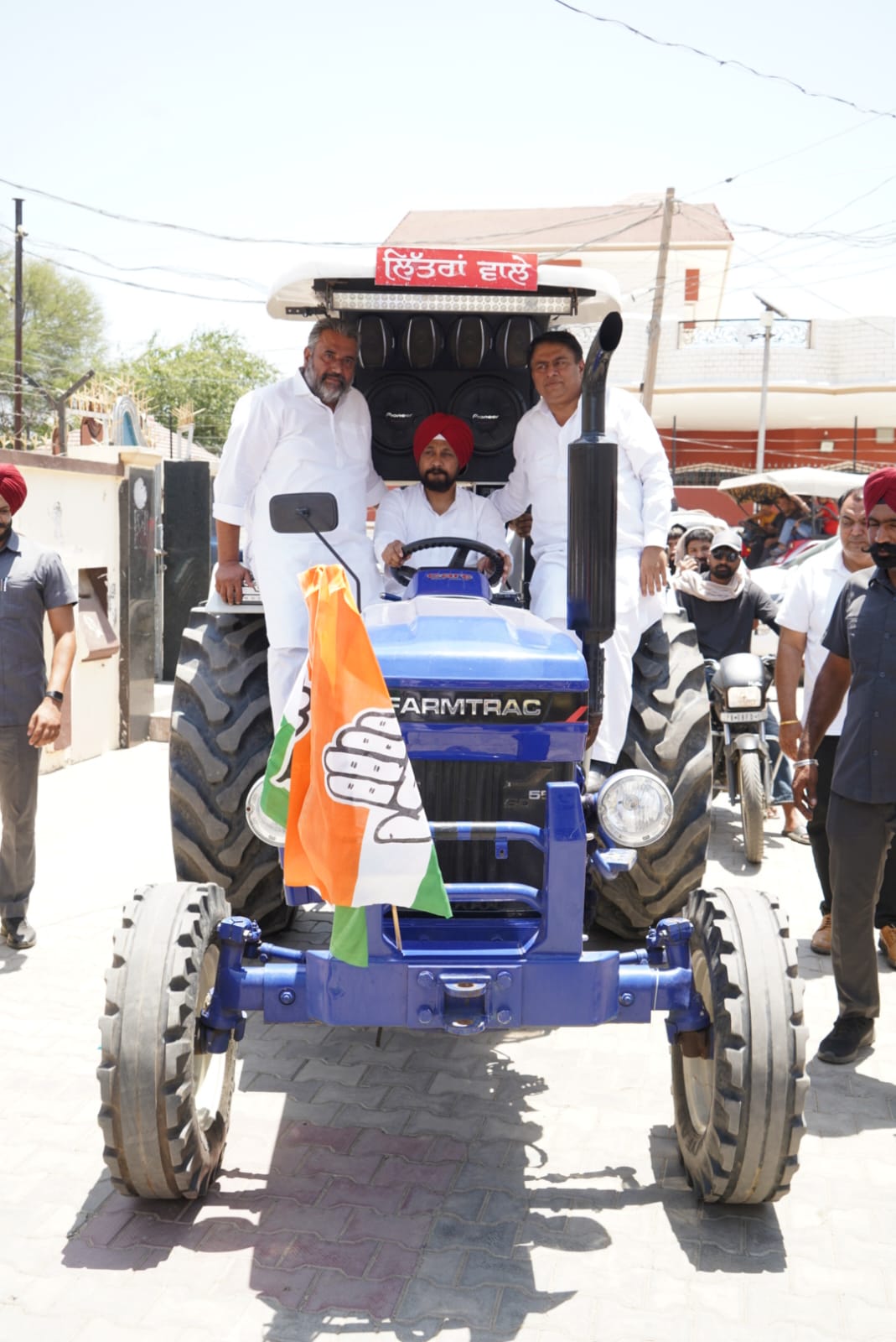 LS Election: ਚਰਨਜੀਤ ਸਿੰਘ ਚੰਨੀ ਦਾ ਨਵਾਂ ਸਿਆਸੀ ਸਟੰਟ, ਹਾਥੀ ਤੋਂ ਬਾਅਦ ਹੁਣ ਇਸ ਦੀ ਕੀਤੀ ਸਵਾਰੀ 