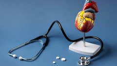 हार्ट अटैक के बाद डेयरी प्रोडक्ट और नॉनवेज खा सकते हैं? कहीं कोलेस्ट्रॉल बढ़ने का खतरा तो नहीं