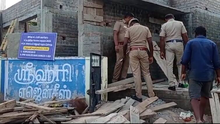 Two people died due to electric shock during the construction of a new house புதிய வீடு கட்டுமான பணியின் போது மின்சாரம் தாக்கி 2 பேர் உயிரிழப்பு; போலீசார் விசாரணை