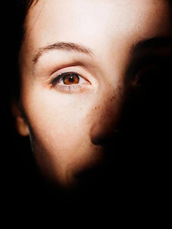 आंखों को सबसे ज्यादा कौन सा रंग सुकून देता है