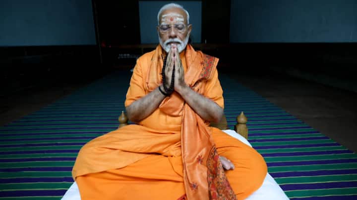At first, PM Modi visited the Bhagavathy Amman Temple to offer prayers. The meditation comes even as the campaigning ends for the seventh phase of Lok Sabha elections, scheduled on Saturday. (Photo: Special Arrangement)