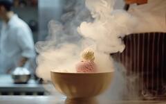 Liquid Nitrogen: किन-किन डिश में इस्तेमाल होती है लिक्विड नाइट्रोजन, आपने कौन-सी की है ट्राई?