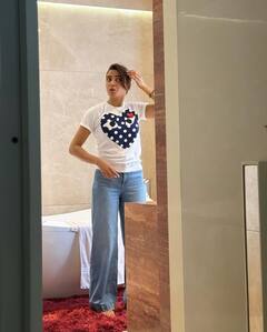 Samantha Photos : சாக்லேட் நிற உடை அணிந்து ரசிகர்களின் மனதை உருக்கும் சமந்தா!