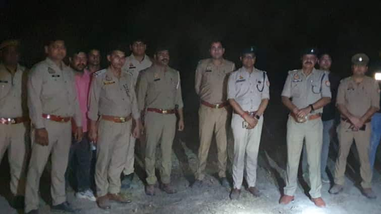 बुलंदशहर में पुलिस और गोकशी करने वालों में मुठभेड़, जवाबी फायरिंग के बाद 3 बदमाश गिरफ्तार