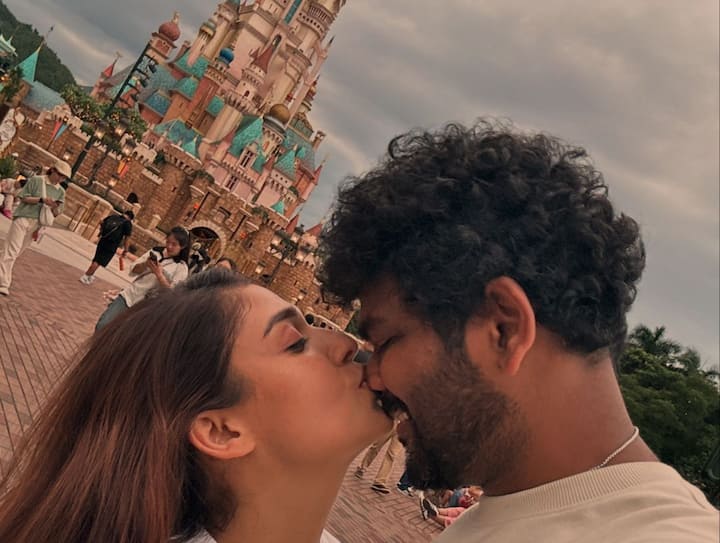 Nayanthara Latest Photos: సోషల్‌ మీడియాలో లేడీ సూపర్‌ స్టార్‌ నయనతార సందడి మామూలుగా లేదు. ప్రస్తుతం వెకేషన్‌లో ఉన్న నయన్‌ వరుసగా ఫోటోలు షేర్‌ చేస్తుంది.