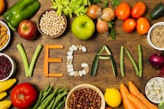 Vegan Diet Plan: तेजी से बढ़ा है Vegan Diet का ट्रेंड, फॉलो करने से पहले जान लें इसके फायदे और नुकसान